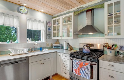 Southport Cabaña | Seawood Sunset Cottage: Southport Island