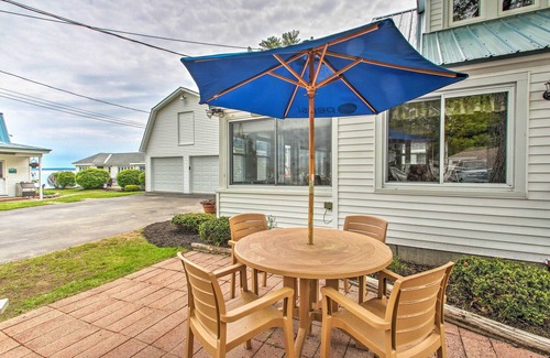 Sebago Cabaña | ¡NUEVO! Sebago Lake Cottage w / Patio + Acceso a la playa!