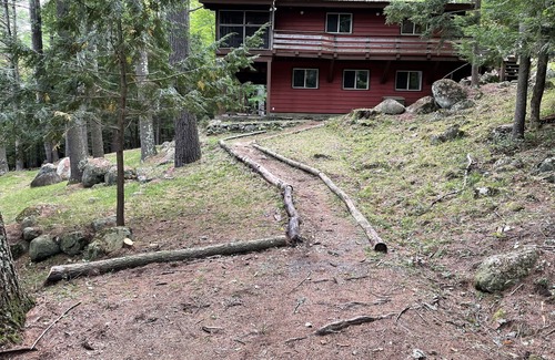 Keene Casa | Secluded house with enclosed dog yard on 200 acre family estate