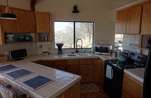 Squaw Valley Casa | Escapada a la montaña aislada con vistas increíbles - admite mascotas