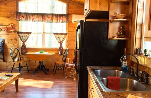 Murphy Cabina | Entorno aislado Convenientemente ubicado cerca del centro.