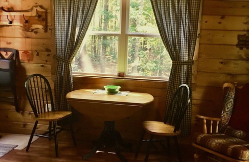 Murphy Cabina | Entorno aislado Convenientemente ubicado cerca del centro.