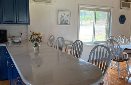Taylor Casa | Secluded Shades of Blue Lake Bistineau Sunsets Sleeps 19