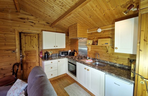 Truro Cabaña | 15% DE DESCUENTO PARA AGOSTO Lodge sueco en Private Lakeside Garde