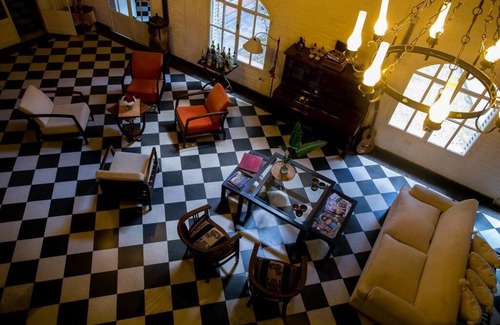 Coneta Cama Y Desayuno | Secluded traditional Argentine Chateau - Near airport/center of town