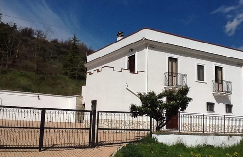 Pietranico Villa | Villa aislada con piscina privada en el corazón de la campiña italiana