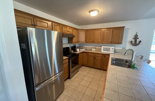 Shoreline Park Casa | Secluded Waterfront Home