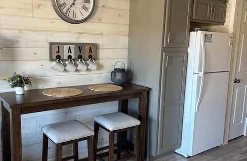 Folly Field Villa | Second Floor Ocean View- Steps from the Beach! 1 Bedroom villa in a gated Resort