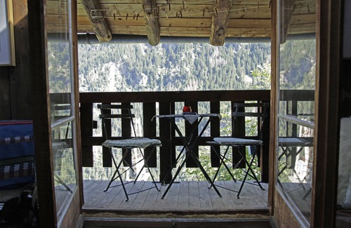 Le Tretien Chalet De Esquí | Lugar secreto en los Alpes suizos