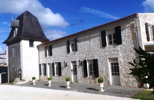 Beurlay Casa | SECULAR RELAYS AND PARK, SWIMMING POOL, near the ISLANDS