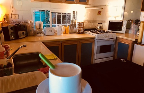 Benavídez Casa | Quinta segura súper equipada y confortable hasta 15 huéspedes en Benavídez Tigre