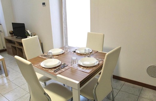 Lecco Apartamento | SELA HOUSE - Oasi di Tranquillità tra Lago e Montagna a Lecco