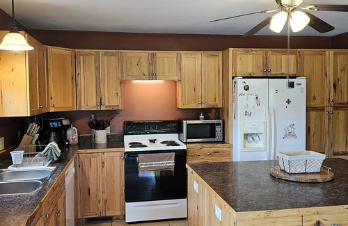 Palmyra Casa | Selah Cabin