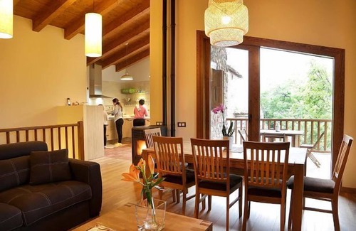 Cava Cabaña | Casa rural (alquiler íntegro) Cal Sansa para 8 personas