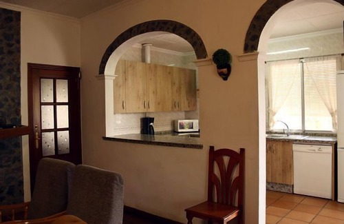 Posadas Cabaña | Casa rural (alquiler íntegro) El Olmo para 20 personas