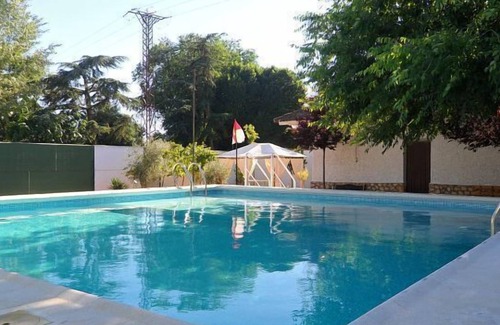 Pedro Muñoz Chalet De Esquí | Casa rural (alquiler íntegro) Huecos de San Miguel para 5 personas