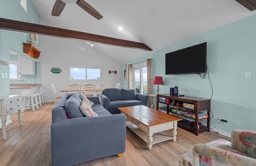 South Nags Head Casa | Semi-oceanfront home in South Nags Head