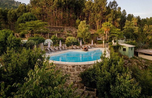 Barroselas Casa | Senhorial House at Fountain Retreat-Pool & Sports