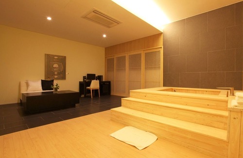 Seocho-dong Hotel | Seocho Amusement Hotel Nambu Terminal