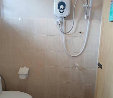 Kelang Gates Baharu Casa | Serene Mountain Retreat in KL - Entire House for Rent