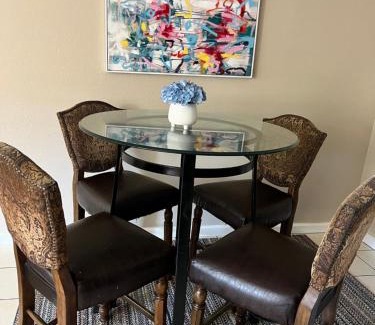 Fresno Apartamento | Serene 2bed 1bath condo with parking