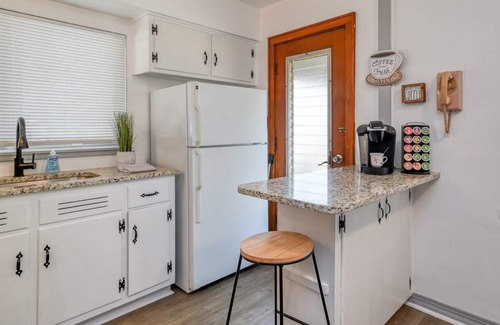 Palatka Casa | Serene Escape in Historic Palatka: Cute 2BR Home