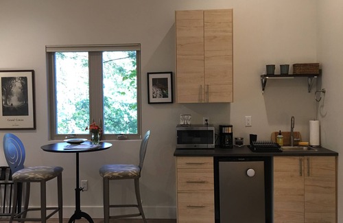 Gerton Apartamento | Serene mountain cottage surrounded by fabulous hiking trails