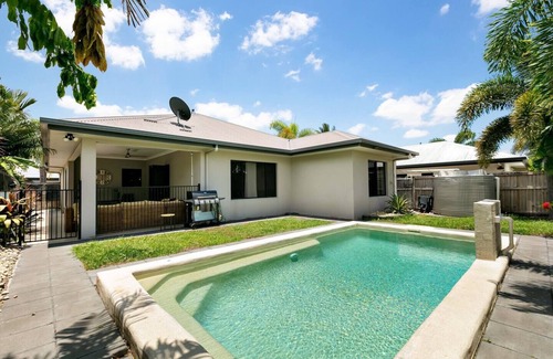 Trinity Park Villa | Serene Selwyn Coastal Villa near Trinity Beach