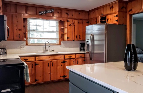 Hermitage Casa | Serenity in the Country and Lake yet Close to Everything