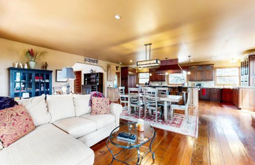 Forests Trails Casa | Serenity Summit Estate