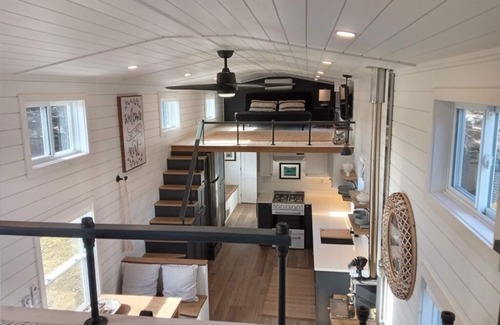 Chester Cabaña | Serenity Cottage limita con el hermoso establo Coveside en Chester.