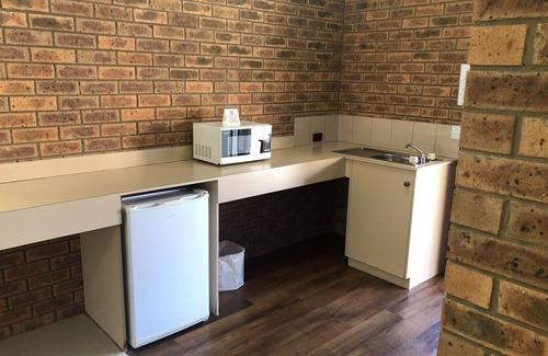 Deniliquin Hotel | Settlement Motor Inn, Deniliquin