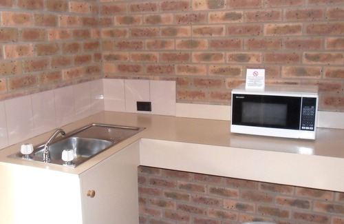 Deniliquin Hotel | Settlement Motor Inn, Deniliquin