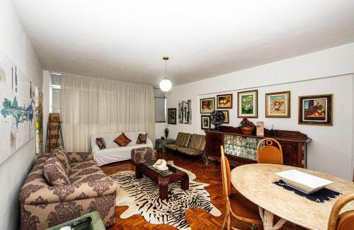 Gonzaga Apartamento | Seu Refúgio em Santos, Pé na Areia