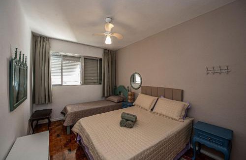 Gonzaga Apartamento | Seu Refúgio em Santos, Pé na Areia