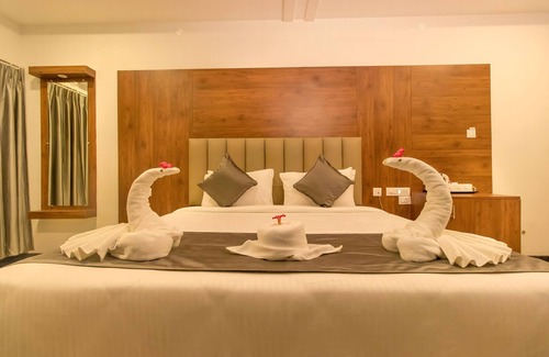 Rameshwaram Hotel | Seven Hills Pamban Island Resort