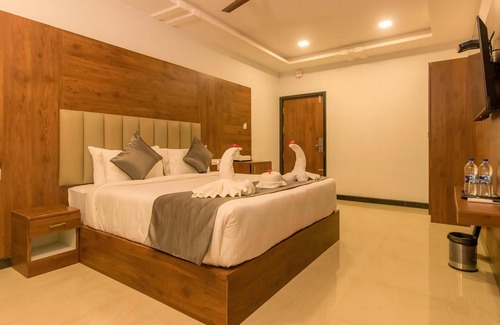 Rameshwaram Hotel | Seven Hills Pamban Island Resort