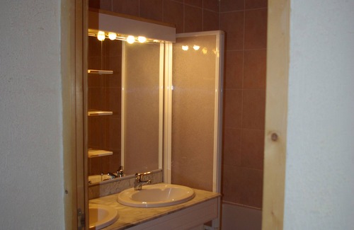 Nevache Casa | Varios apartamentos / casas en alquiler en un hermoso valle en Francia