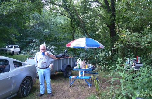 Gainesboro Alquiler De RV | Shaggy Bark Camping4. Una experiencia de camping más privada. La granja Walker de 75 acres