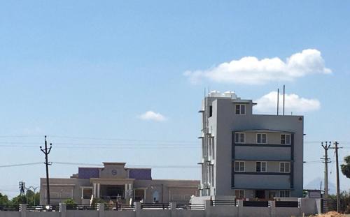 Pollachi Hotel | Shantham Service Apartments, Kinathukadavu, Coimbatore