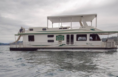 Lakehead Alquiler De Eote | Shasta Marina en Packers Bay Mirage I Houseboat.