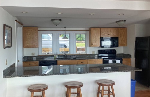 Shelburne Casa | Shelburne Bay Waterfront Getaway