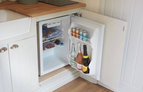 Bedford Cabina | Shepherd's Hut in Turvey, Bedfordshire