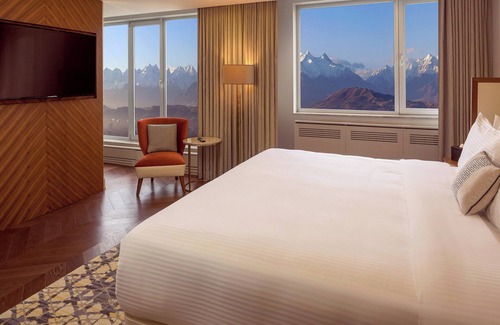 Bishkek Hotel | Sheraton Bishkek