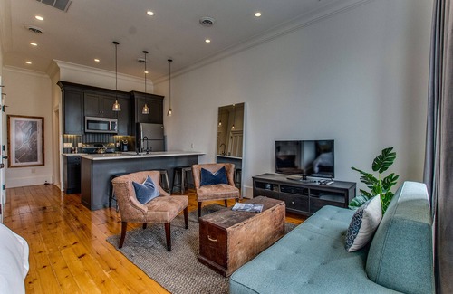 Penn Yan Apartamento | Sheridan House Studio: upscale studio apartment on Main St, close to coffee shop, restaurants