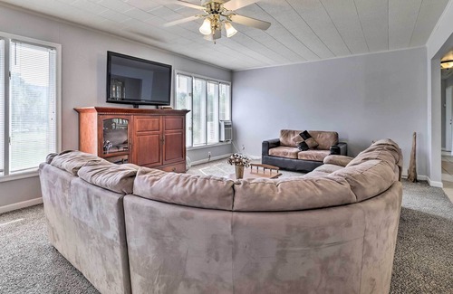 Cambra Apartamento | Shickshinny Apt w/ Yard ~ 9 Mi to State Park!