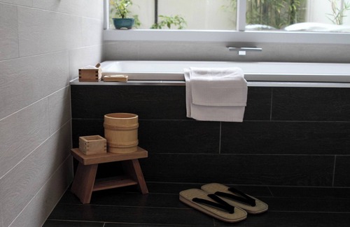 Hepburn Hotel | Shizuka Ryokan Japanese Guesthouse