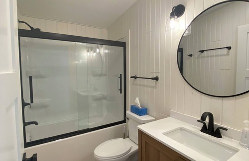 Lake Wissota Cabaña | Shoreline Cottage on Lake Wissota is excited to host you and your guests.