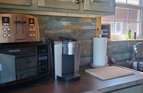 Pirogue Casa | Shoreline Escape: Serene Retreat near Indian Island