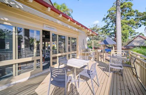 Elizabeth Beach Villa | Shores Beach & Lakeside Villas